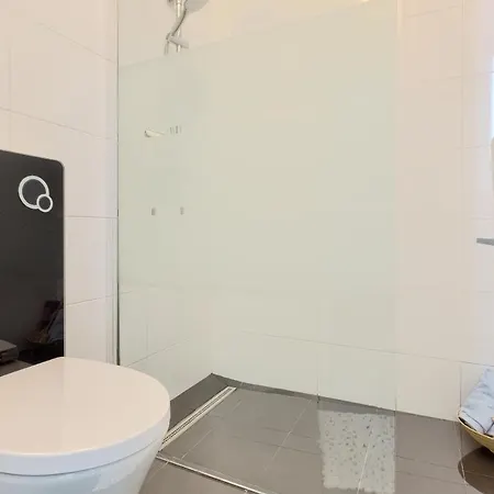 Large In Centre Pula! Apartman *